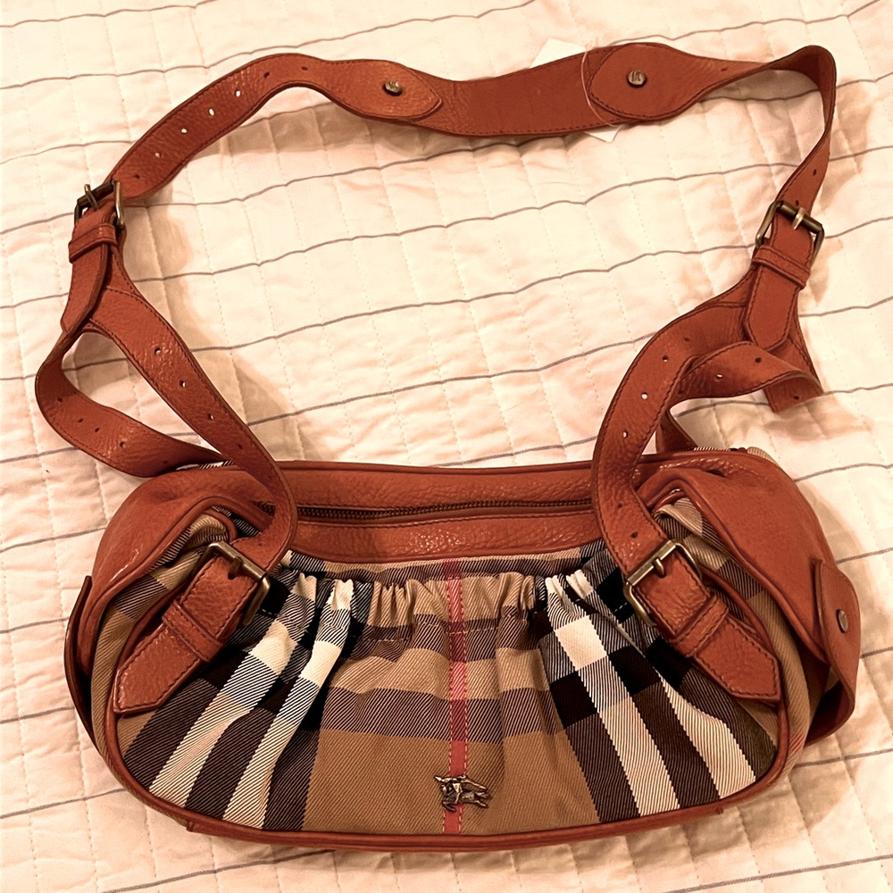 Burberry House Check Shoulder bag
